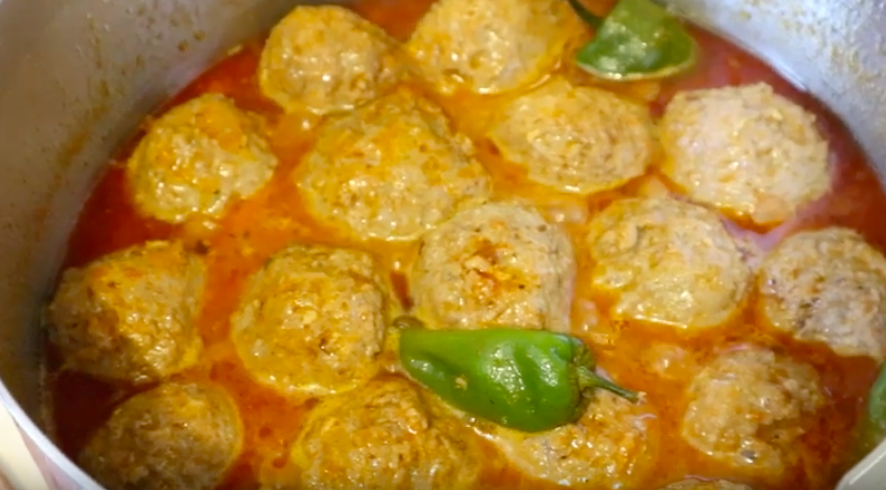 Kofta Salan Recipe Pakistani / Meatballs Curry Recipe