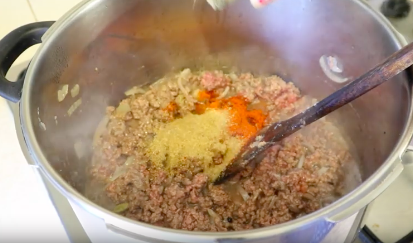 Easy Beef Mince Curry Recipe - Kheema Mattar Masala